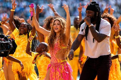 Shakira and Burna Boy perform Dai Dai at the 2026 FIFA World Cup final halftime show.
