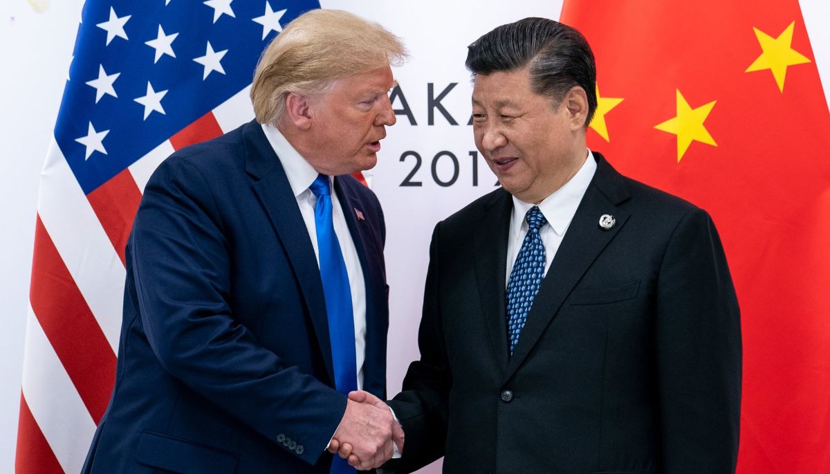 Donald Trump and Xi Jinping shake hands at the 2019 G20 summit in Osaka