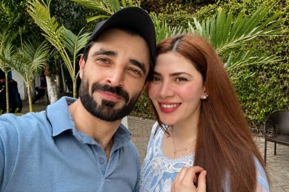 Hamza Ali Abbasi and Naimal Khawar posing together