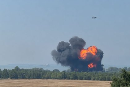 Turkish F-16 crashes during a training flight in northwest Türkiye.